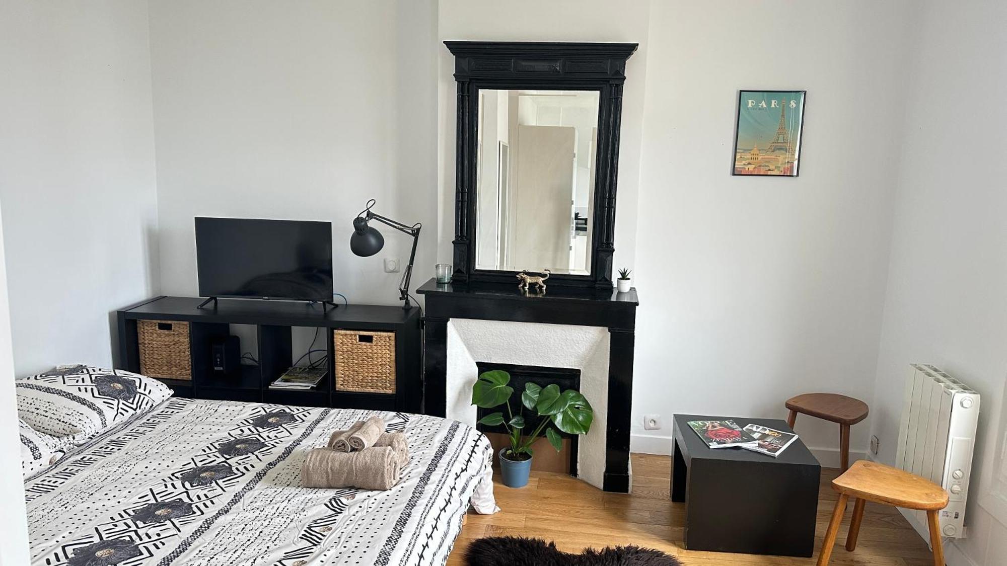 Apartamento Charmant Studio Au Coeur Du 18E París Exterior foto