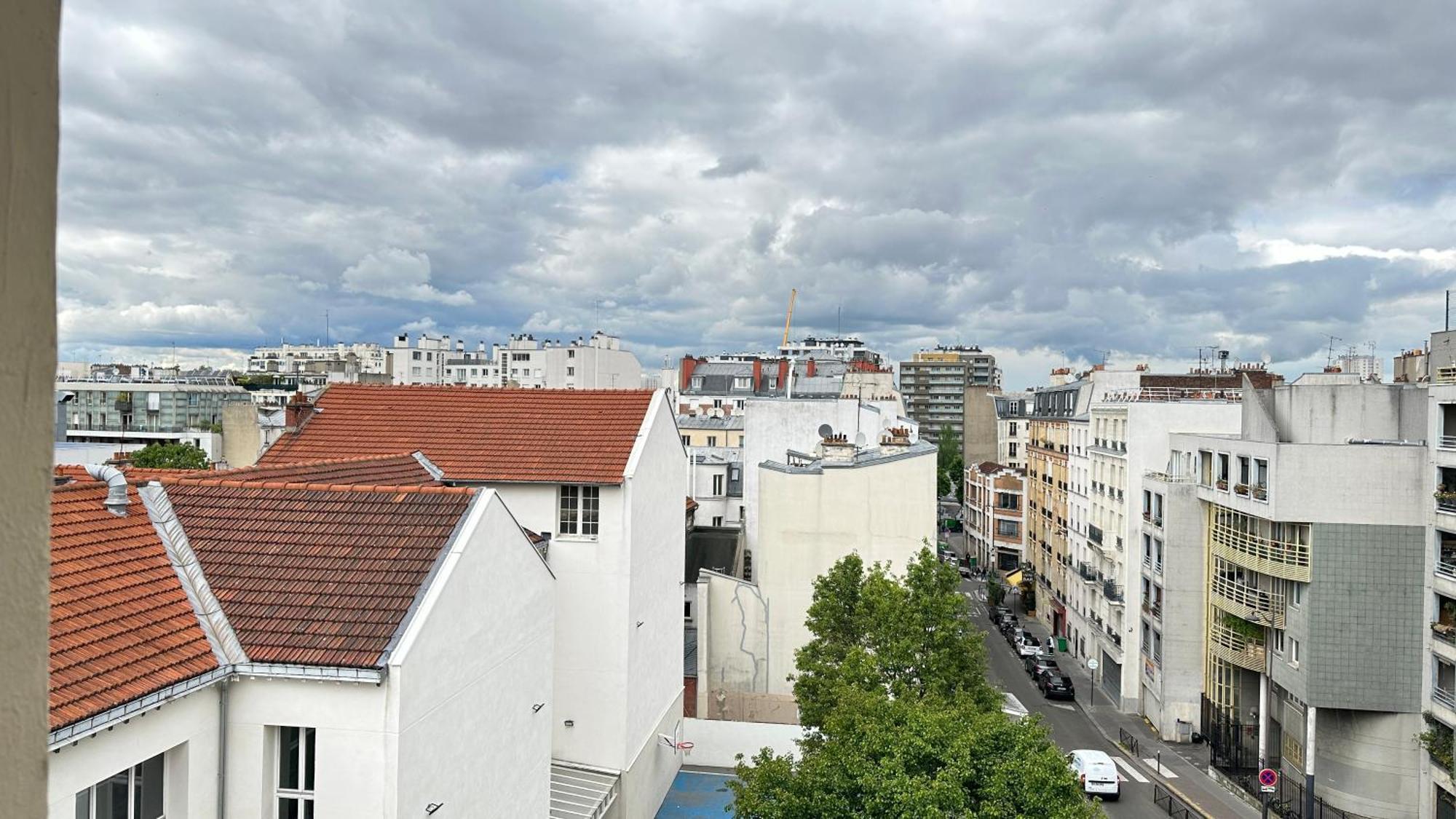 Apartamento Charmant Studio Au Coeur Du 18E París Exterior foto